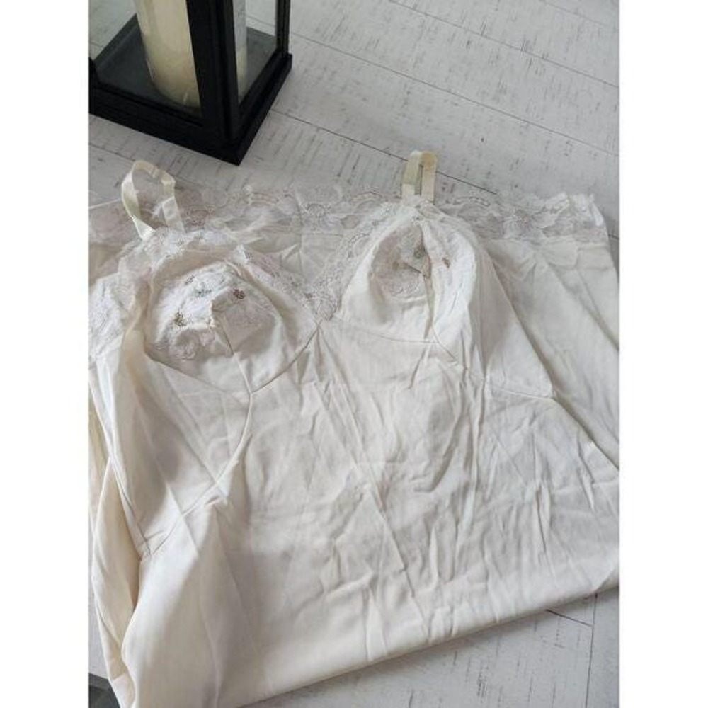 Vintage 80s Shadowline Lingerie Slip Gown Camisole Embroidery Lace Size‎ Medium